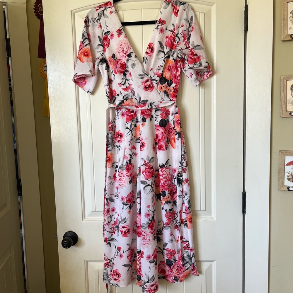 Floral V-Neck Jumper Pink and Coral